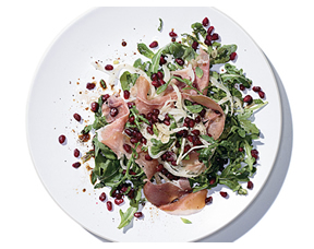 photo of fennel arugula prosciutto pomegranate salad